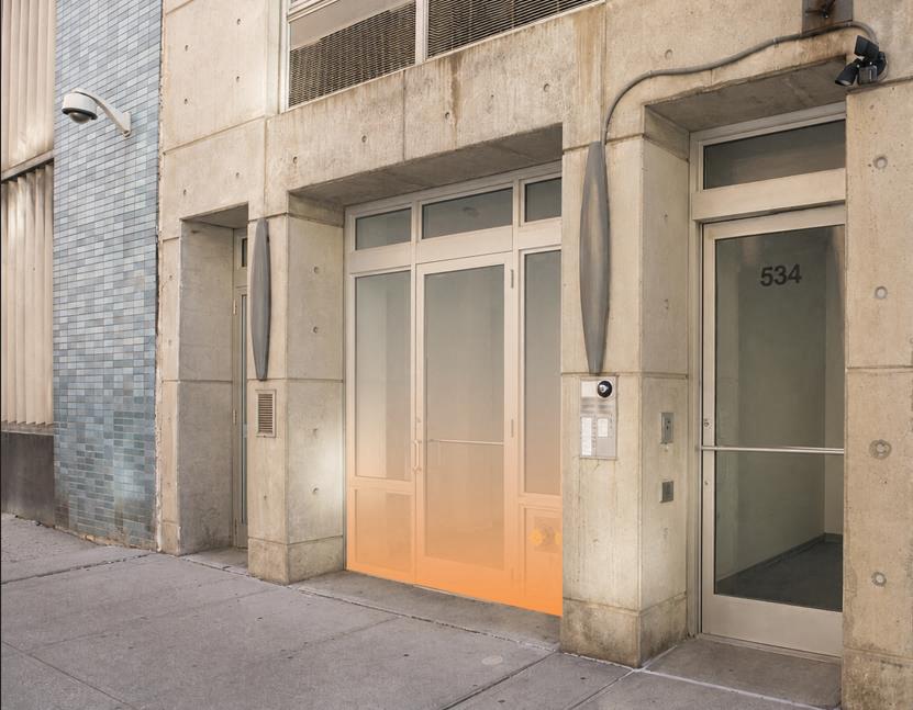 534 W 42nd St #COMM